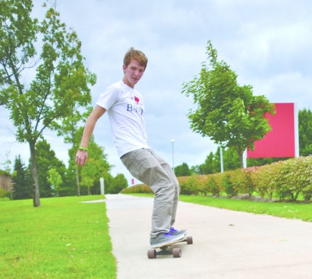 091212_longboard_olivia